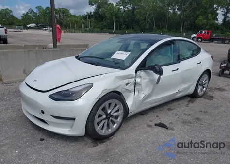2021 Tesla Model 3 Standard Range Plus Rear-Wheel Drive from USA, damaged, VIN 5YJ3E1EA8MF921783